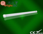 160V アルミニウム SMD LED 管は T8 極度の明るさ、耐衝撃性の 30 ワット 6700K をつけます