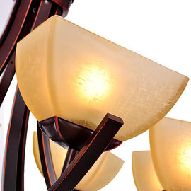 米国式のボルドーの金属の錬鉄のシャンデリア、家 E27 LED のシャンデリア