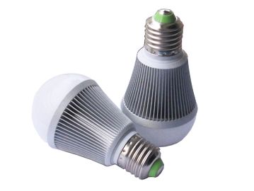 高い発電 5W E27 LED の地球の電球 AC85 - 265V/DC12V/DC24V は球根ランプを導きました