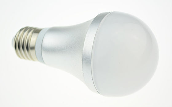 IP65 SMD 5 W LED の地球の球根の 調光対応 防水 E26 LED の電球 120 ボルト