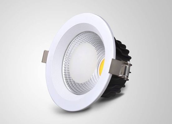 高い発電極めて薄いダイカストで形造る 30 の W LED によって引込められる Downlights の RA 80 暖かく白く調節可能な Dimmable