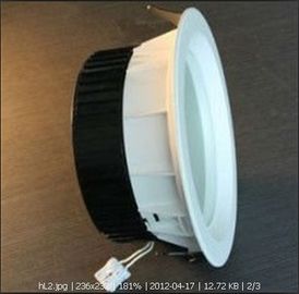 取付けられた表面は Downlights 5W 8W 15W 30W AC96-265V を 3 インチの LED によって引込められた Downlight の暖かい白導きました