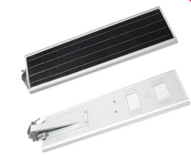 6m の高さ 12W は白い Bridgelux IP66 屋外の統合された太陽 LED の街灯を暖めます