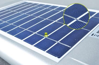 動きセンサー 40W は白い防水屋外の太陽 LED の街灯を冷却します