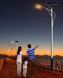 極度の明るく高い内腔 30W IP65 屋外 LED の街灯 100-120lm/w