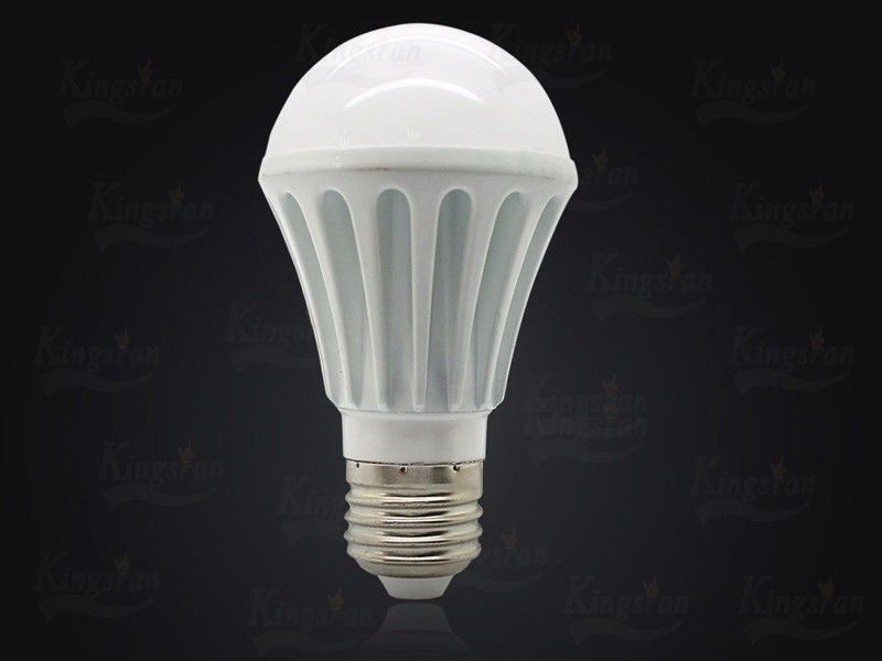 屋内自然な白 E27 7 のワット LED の地球の電球 AC 85V - 265V -40 | 50℃