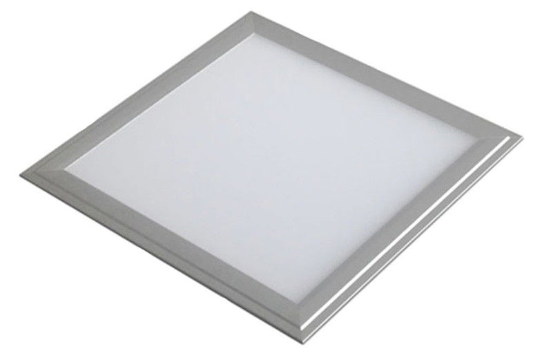 高い発電の暖かい白 3000K 30x30 LED の天井板は居間のための 18 W をつけます