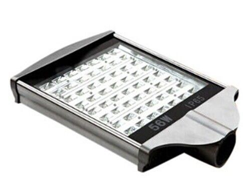 56 W 5500lm 4000K/6000K 高速道路のための屋外 LED の街灯の据え付け品